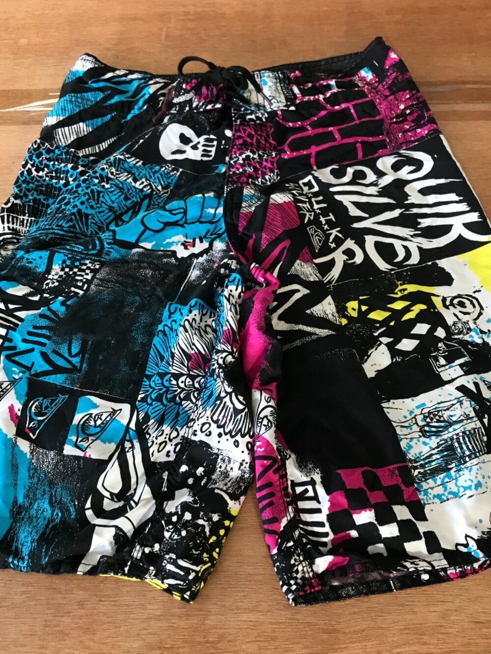 Quiksilver Board Swim Shorts Men 30 Blue Graffiti Skull Patchwork Tie Waist 2002